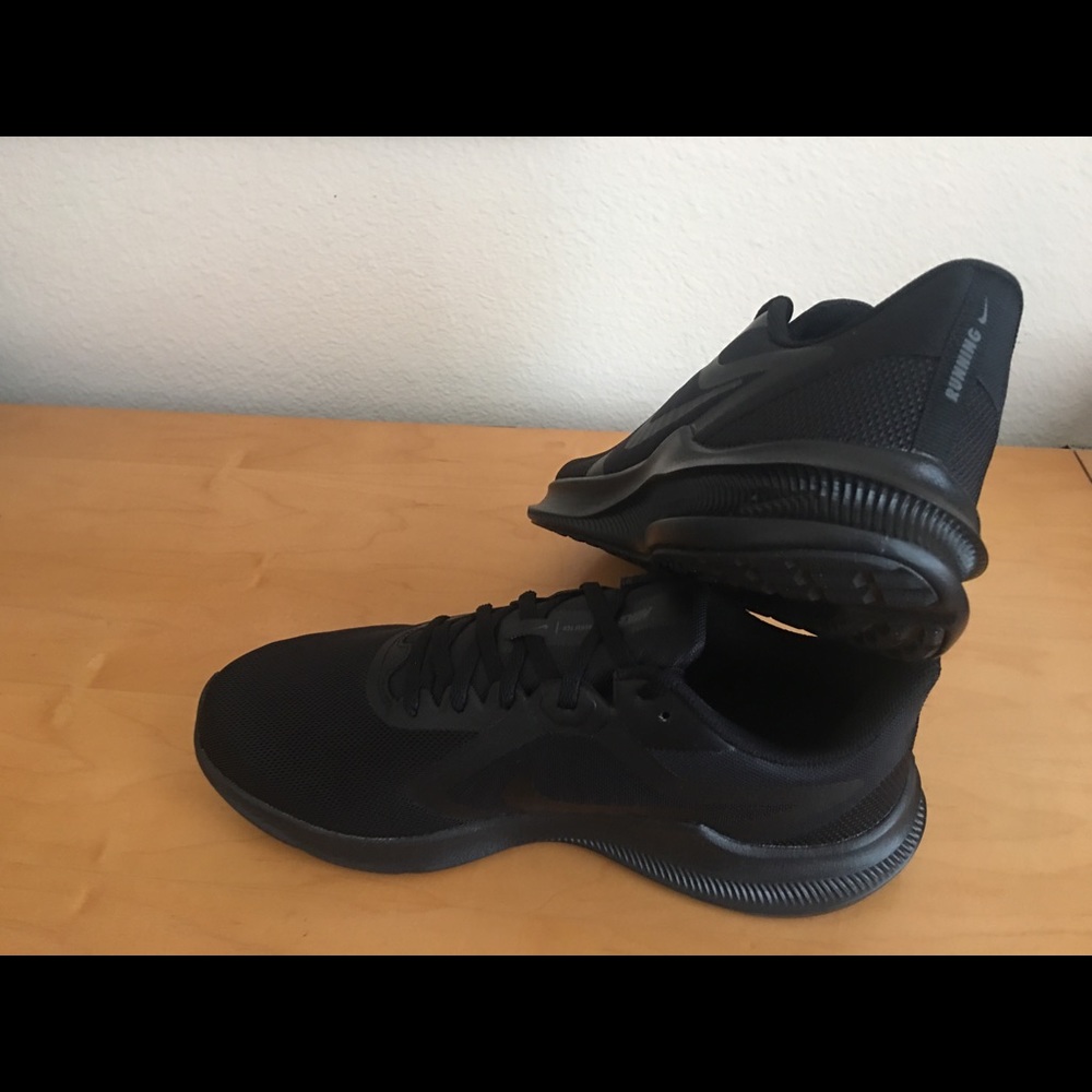 Men’s Nike - Picture 5 of 6